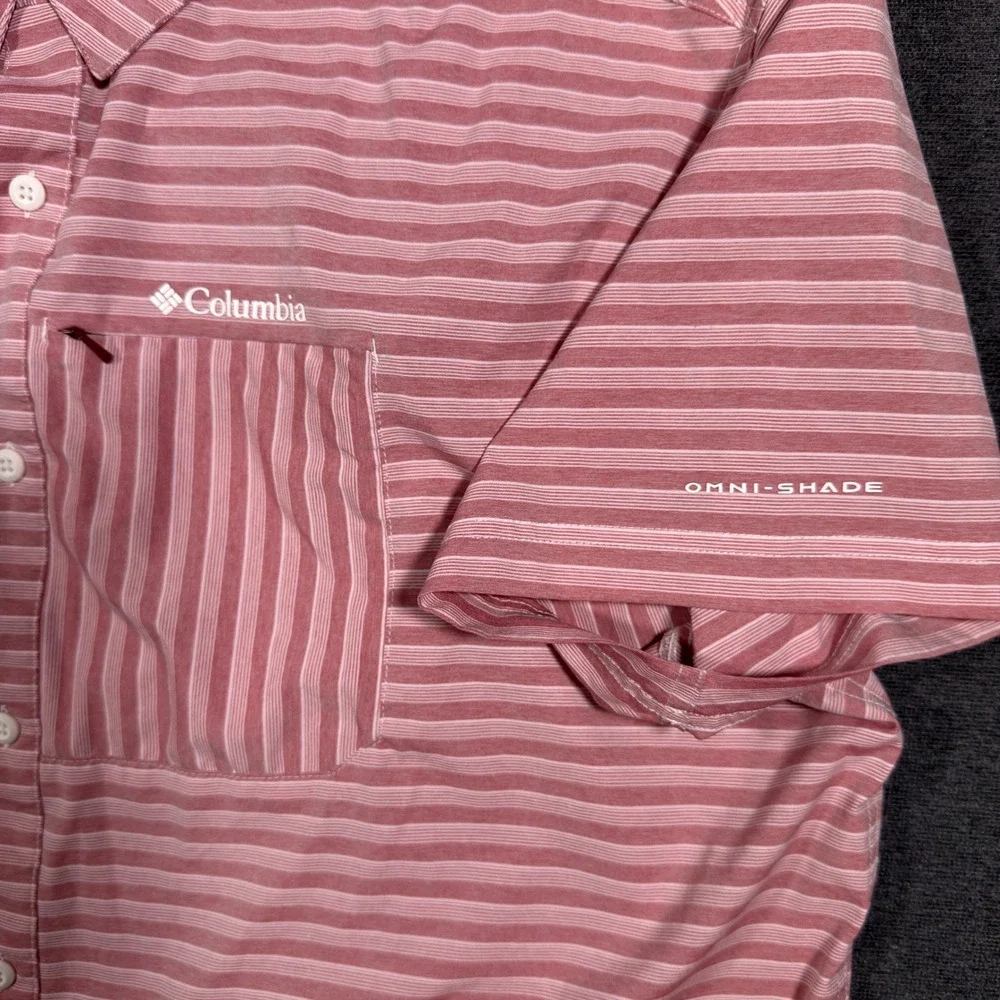 Columbia Short Sleeve Button Up Men XXL Red Striped Omni-Shade Fishing Shirt